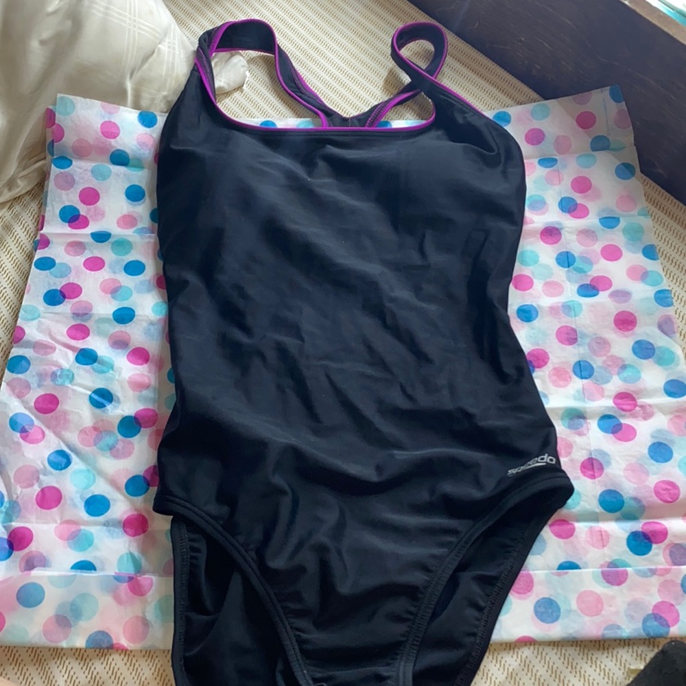 Bath suit